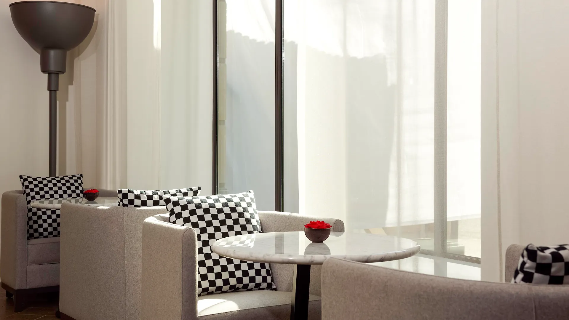 Sofitel Paris Arc De Triomphe Hotel