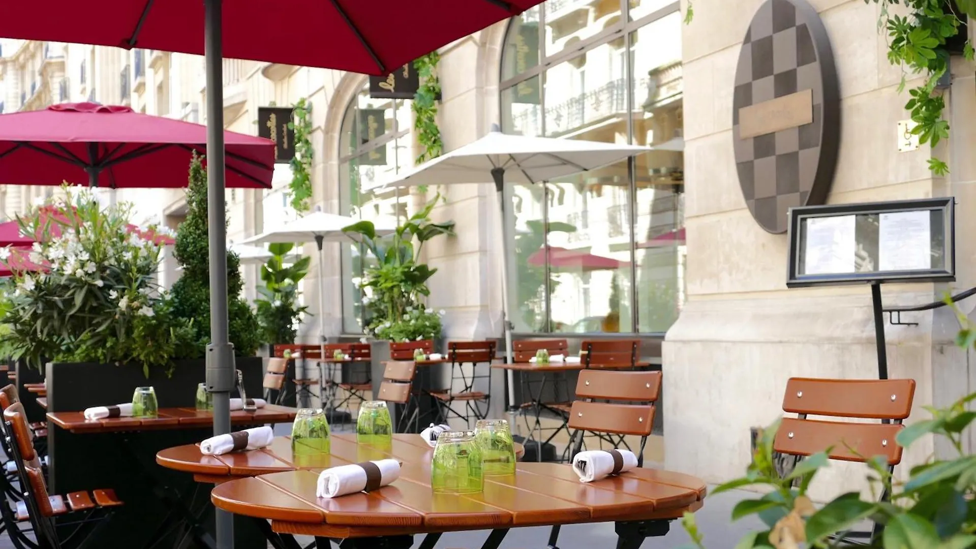 Sofitel Paris Arc De Triomphe Hotel 5*,
