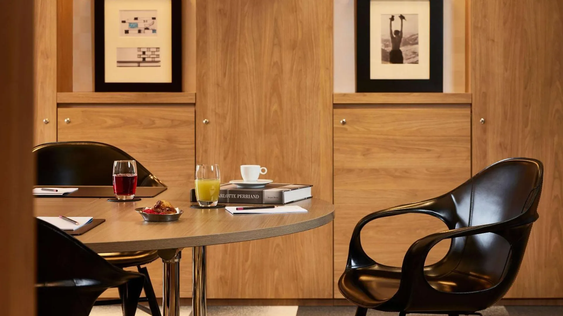 Sofitel Paris Arc De Triomphe Hotel 5*,