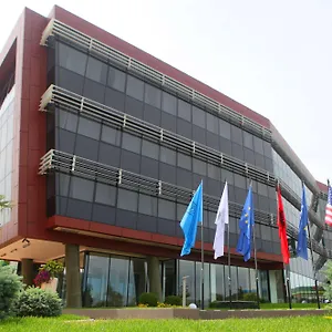 Отель Western Premier Ark Тирана