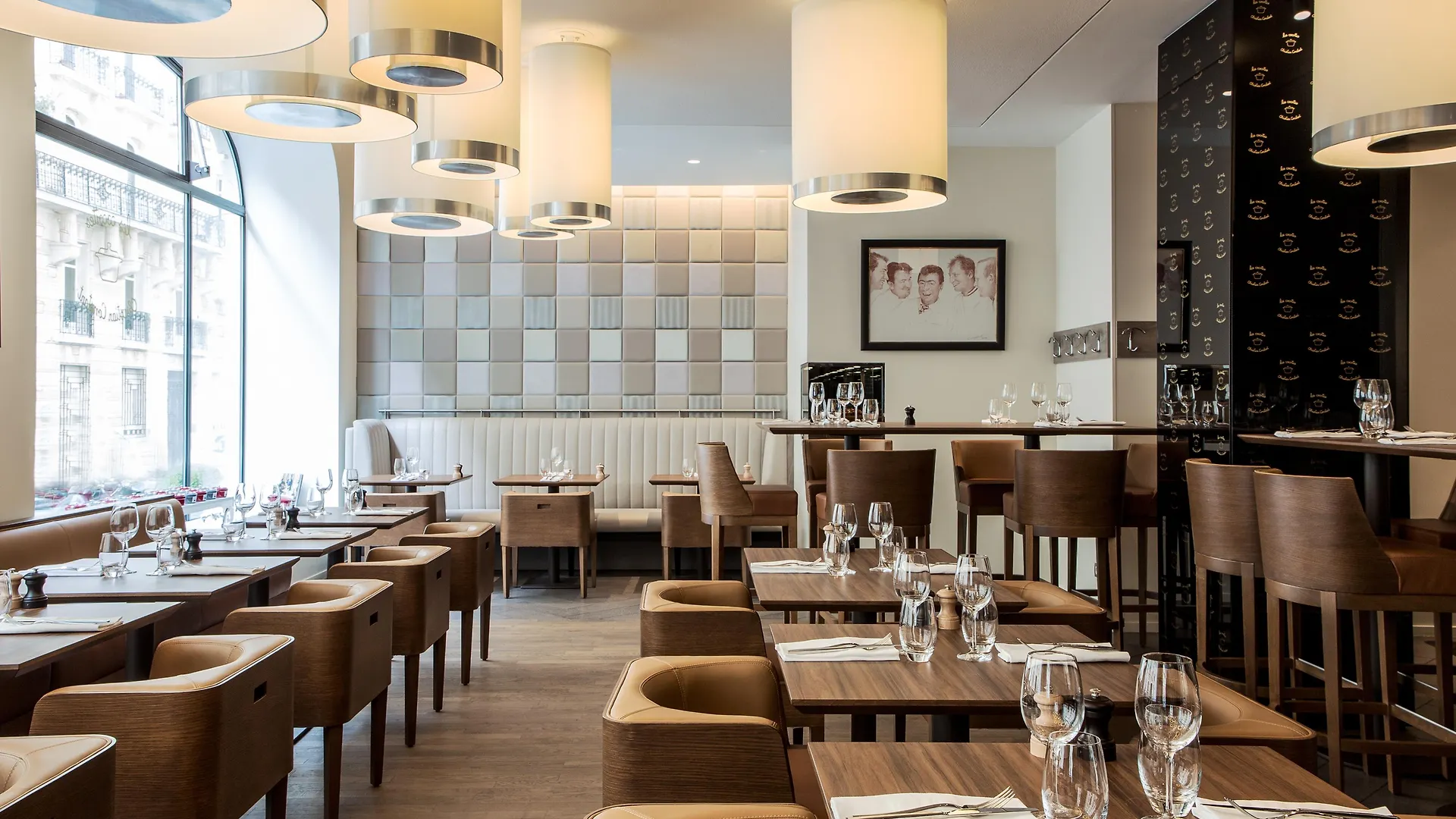 Отель Sofitel Paris Arc De Triomphe 5*,  Франция
