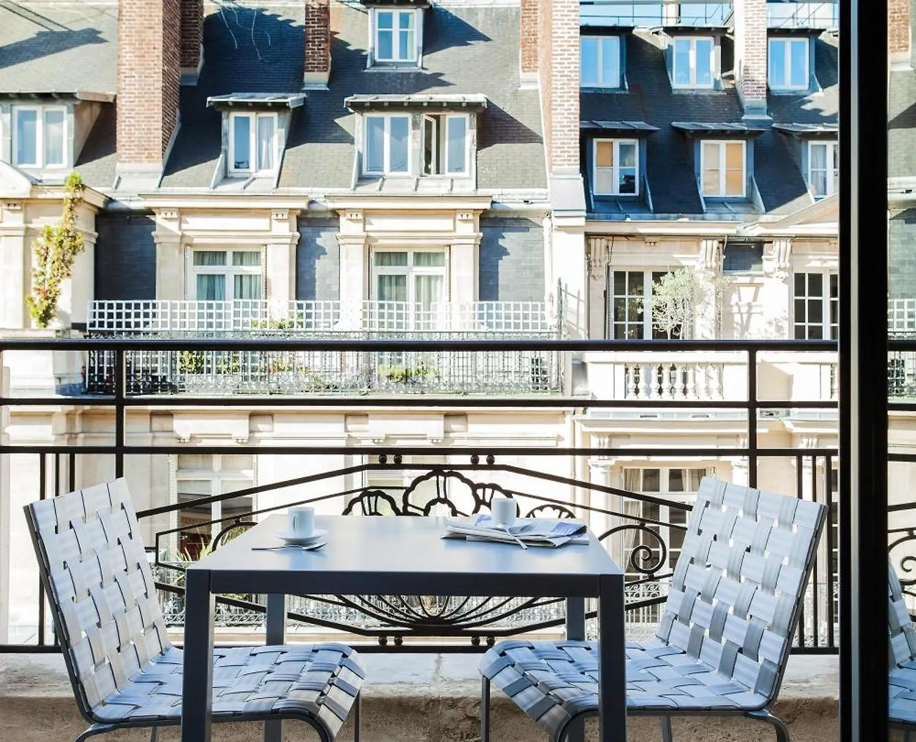 Отель Sofitel Paris Arc De Triomphe